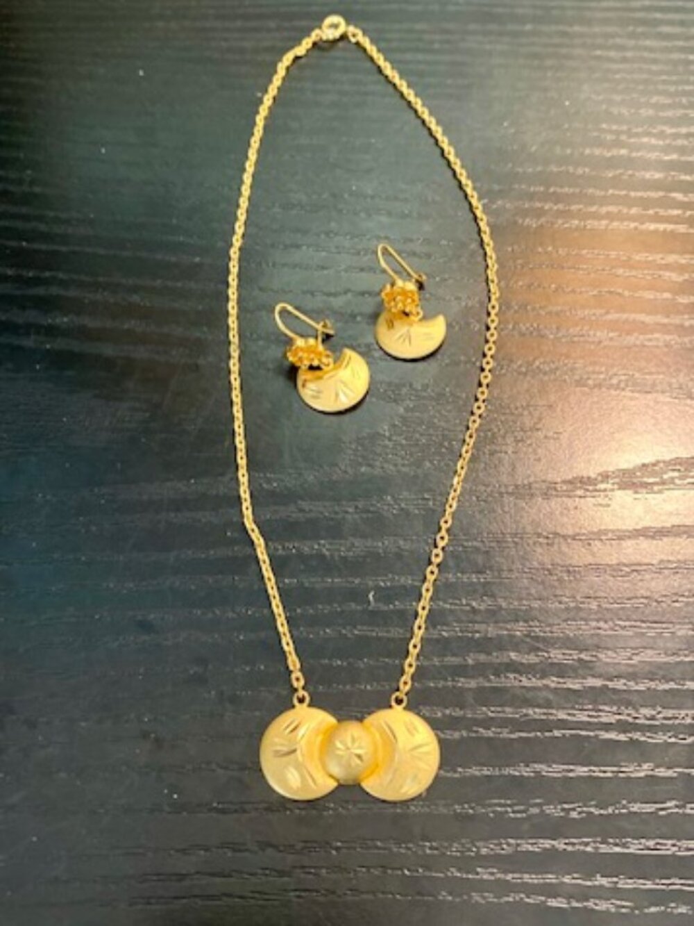 Gold Necklace and Earing Set